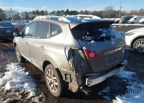 2013 Nissan Rogue Sv W/Sl Pkg z USA, uszkodzony, nr VIN JN8AS5MV6DW124198